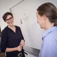 Teaser für Deutsch und Theater